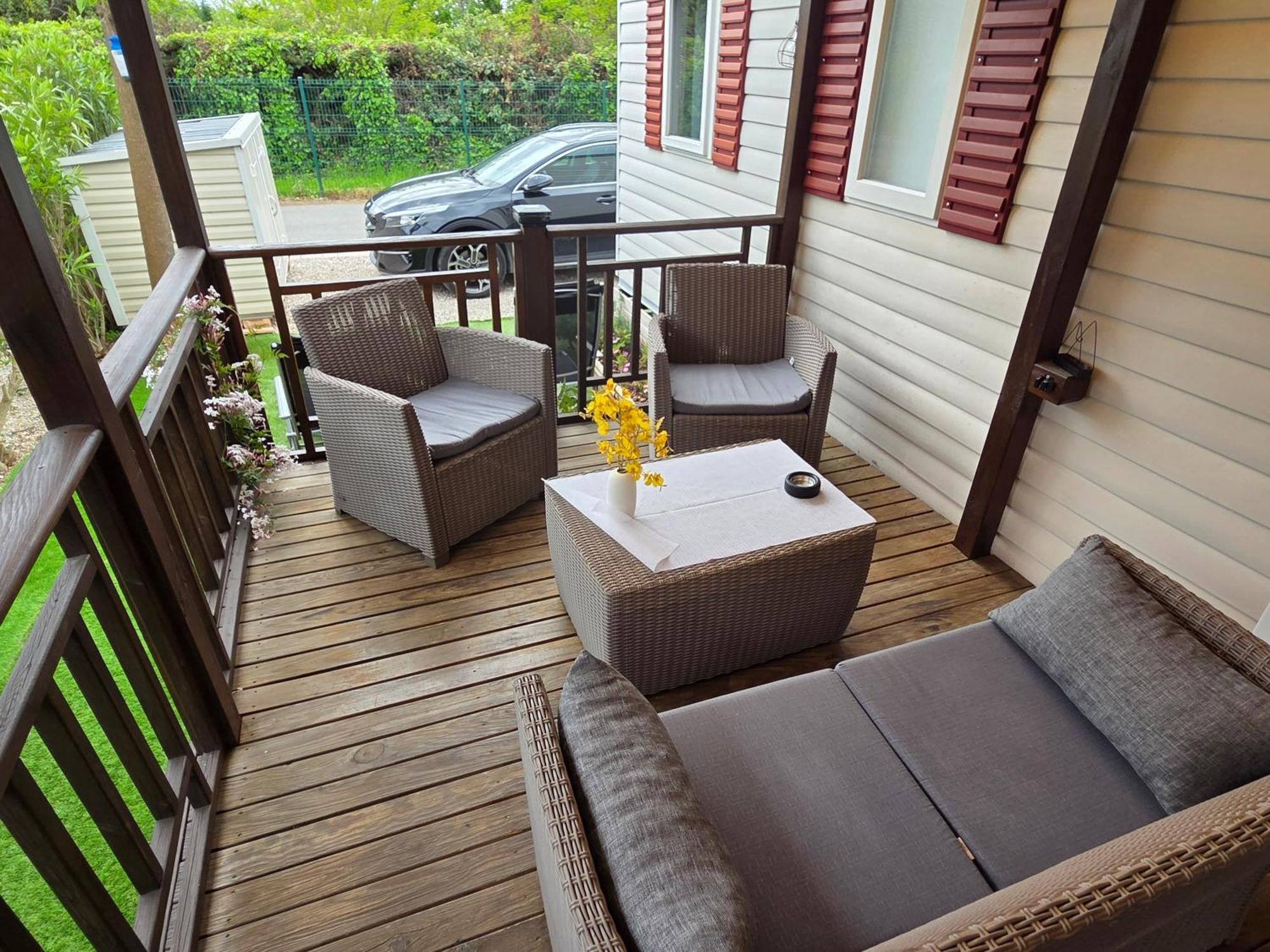 Hotel Fabuleux Mobil-Homme 4/6 Personnes Fréjus Esterno foto